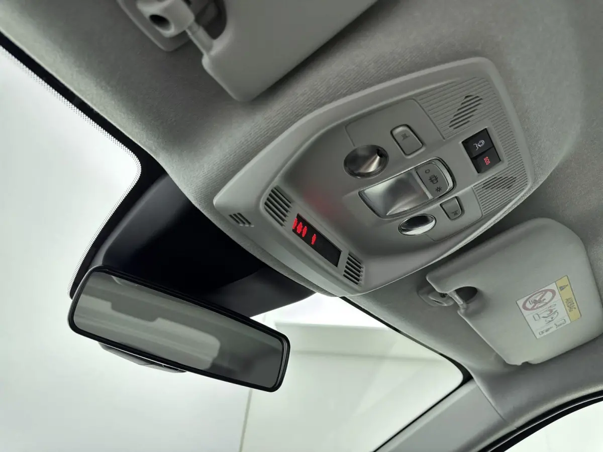 Business 113pk Comfort Range 44 kWh | Navigatie | Parkeersensoren |