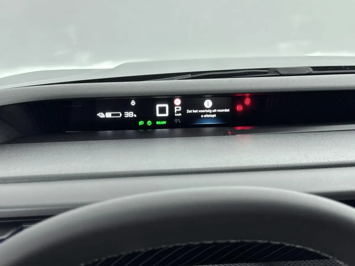 Business 113pk Comfort Range 44 kWh | Navigatie | Parkeersensoren |