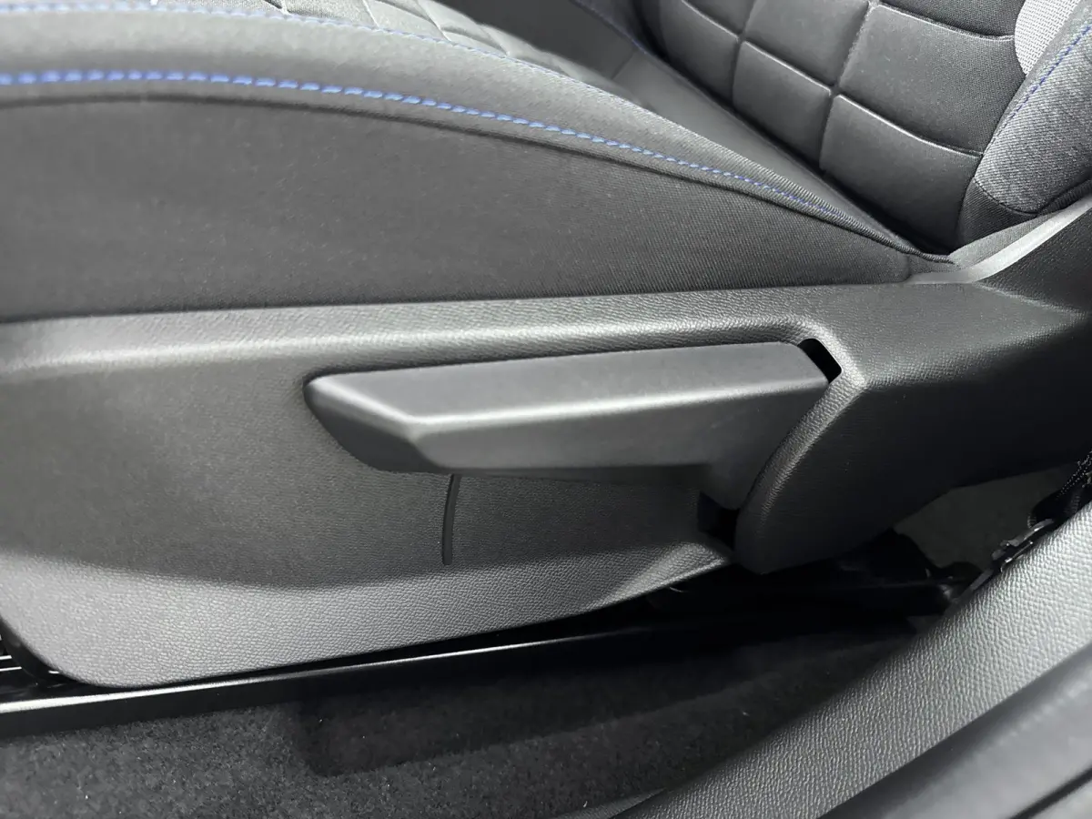 Business 113pk Comfort Range 44 kWh | Navigatie | Parkeersensoren |