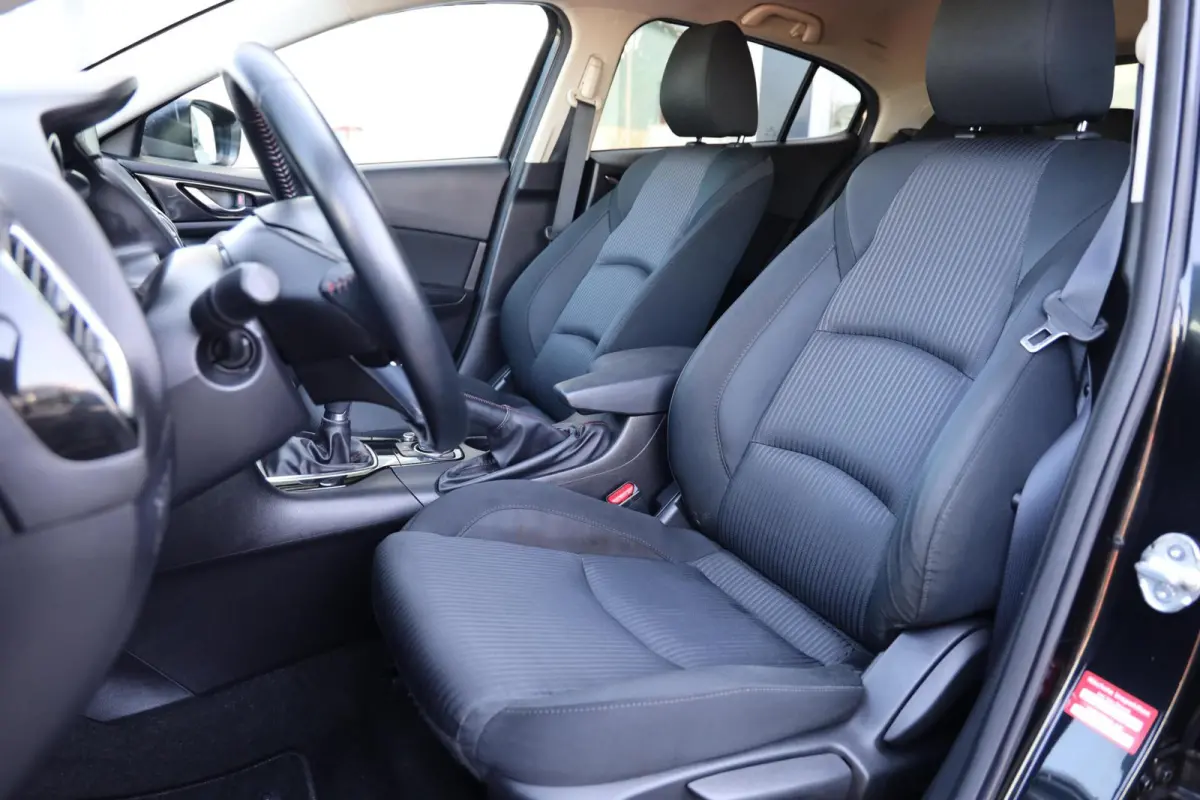 2.0 SkyActiv-G 120 SkyLease+|Camera|Navi|Cruise control|