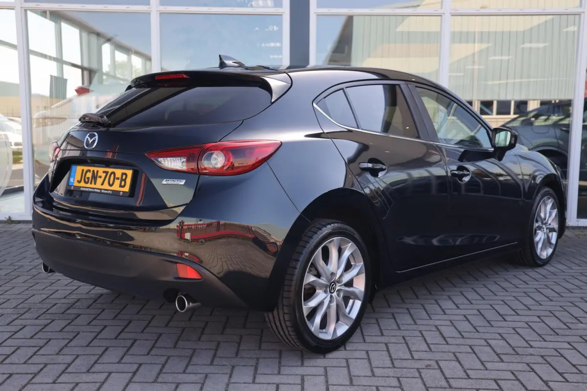 2.0 SkyActiv-G 120 SkyLease+|Camera|Navi|Cruise control|