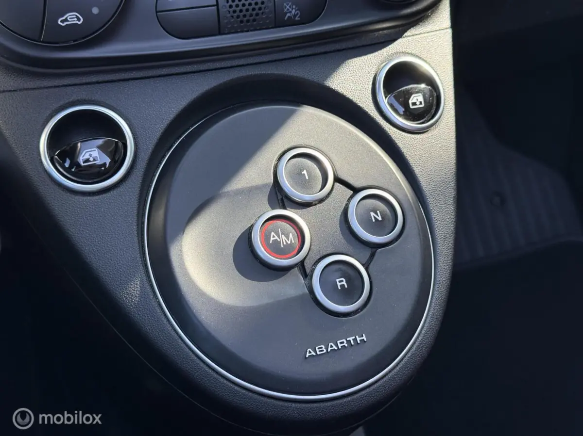1.4 T-Jet Abarth Turismo | Automaat | Cabrio | Leer