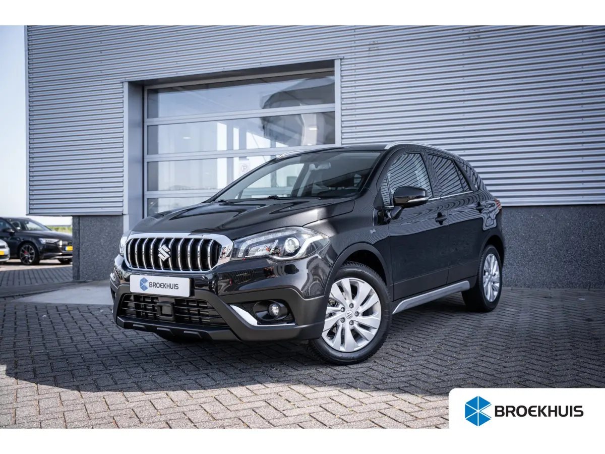 1.4 Boosterjet Select Smart Hybrid | Achteruitrijcamera | Lichtmetalen velgen 17" | Trekhaak afneembaar