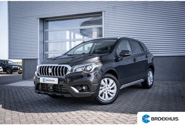 1.4 Boosterjet Select Smart Hybrid | Achteruitrijcamera | Lichtmetalen velgen 17" | Trekhaak afneembaar