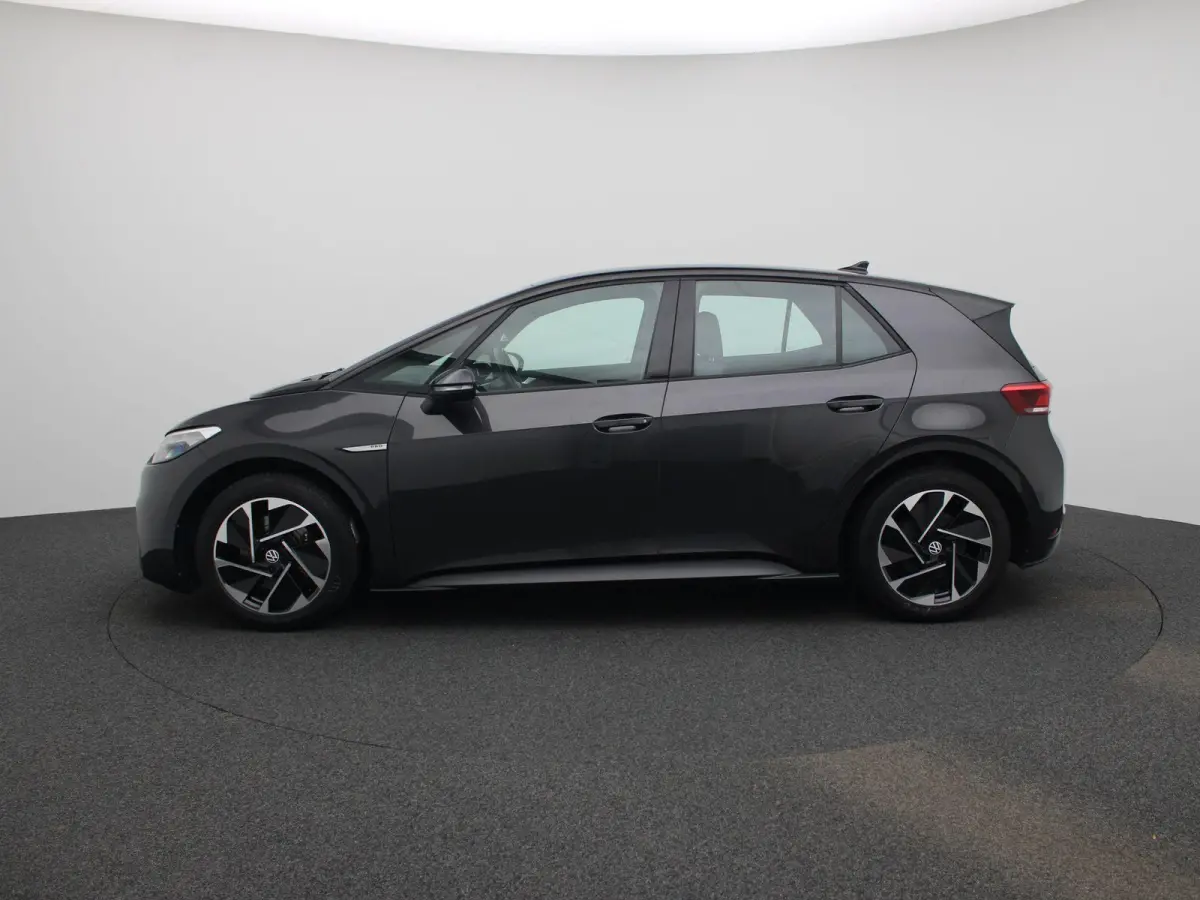 Pro 58 kWh 145 PK| Dealeronderhouden | Navigatie | Parkeersensoren | Stoelverwarming | Stuurwielverwarming | 18 Inch Velgen
