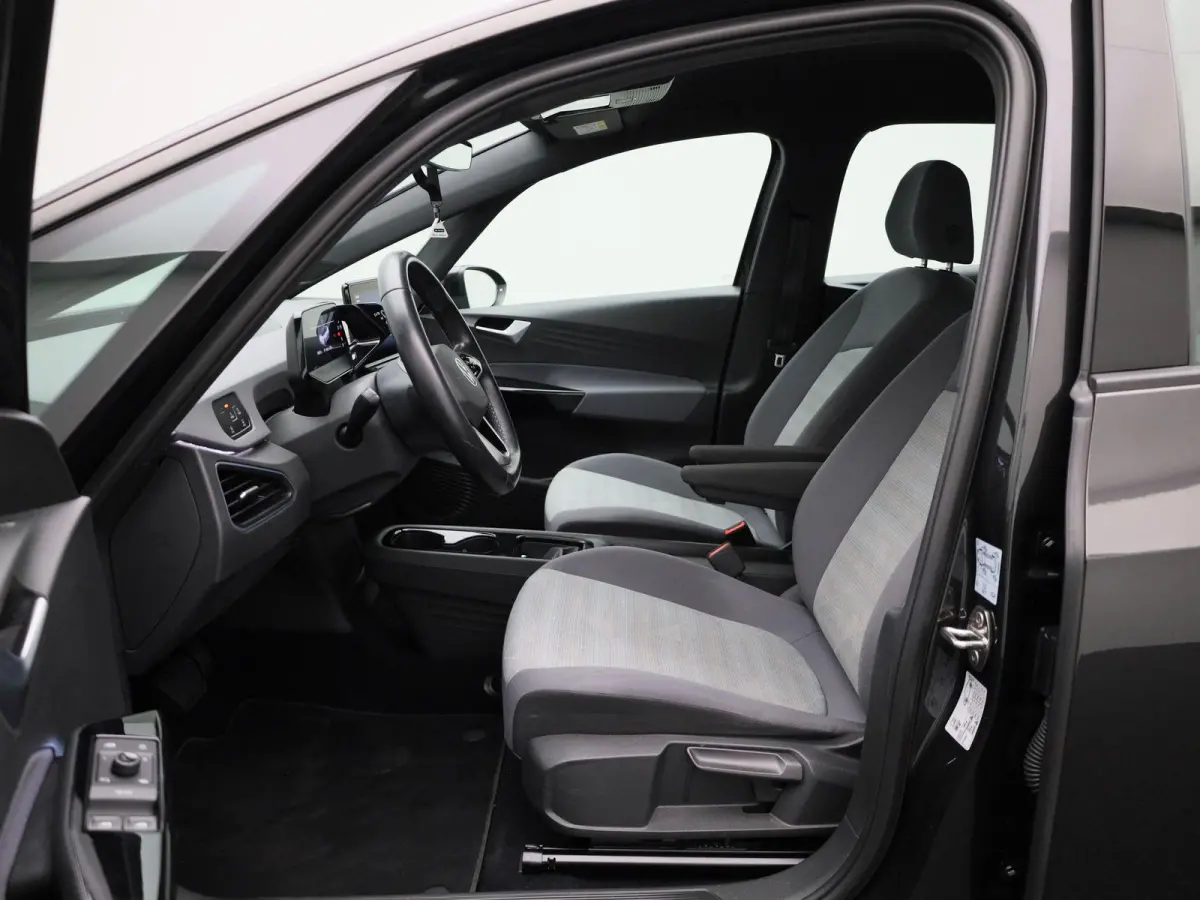 Pro 58 kWh 145 PK| Dealeronderhouden | Navigatie | Parkeersensoren | Stoelverwarming | Stuurwielverwarming | 18 Inch Velgen