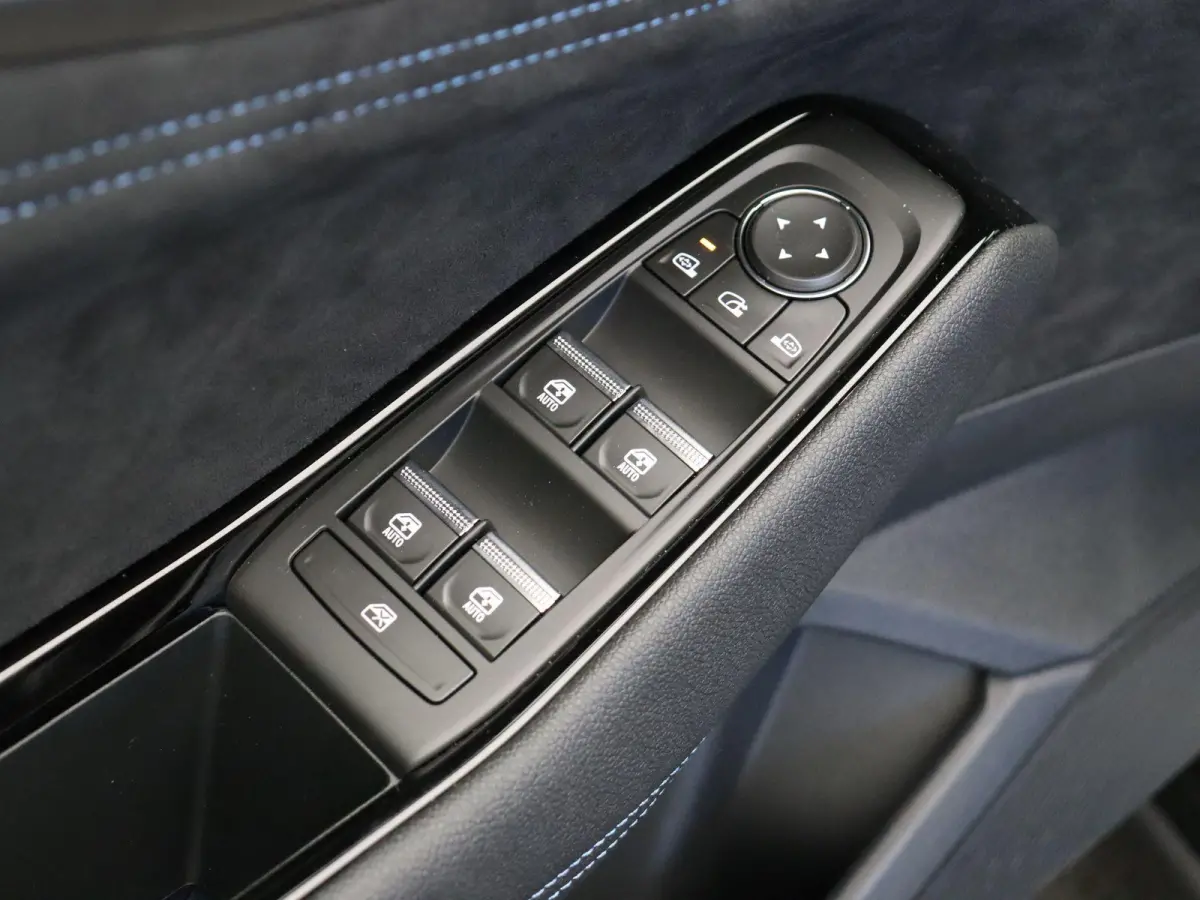 1.2 E-Tech full hybrid 200 esprit Alpine | Stoel-Stuur Verwarming | Elektrische Achterklep | Adaptive Cruise Control |