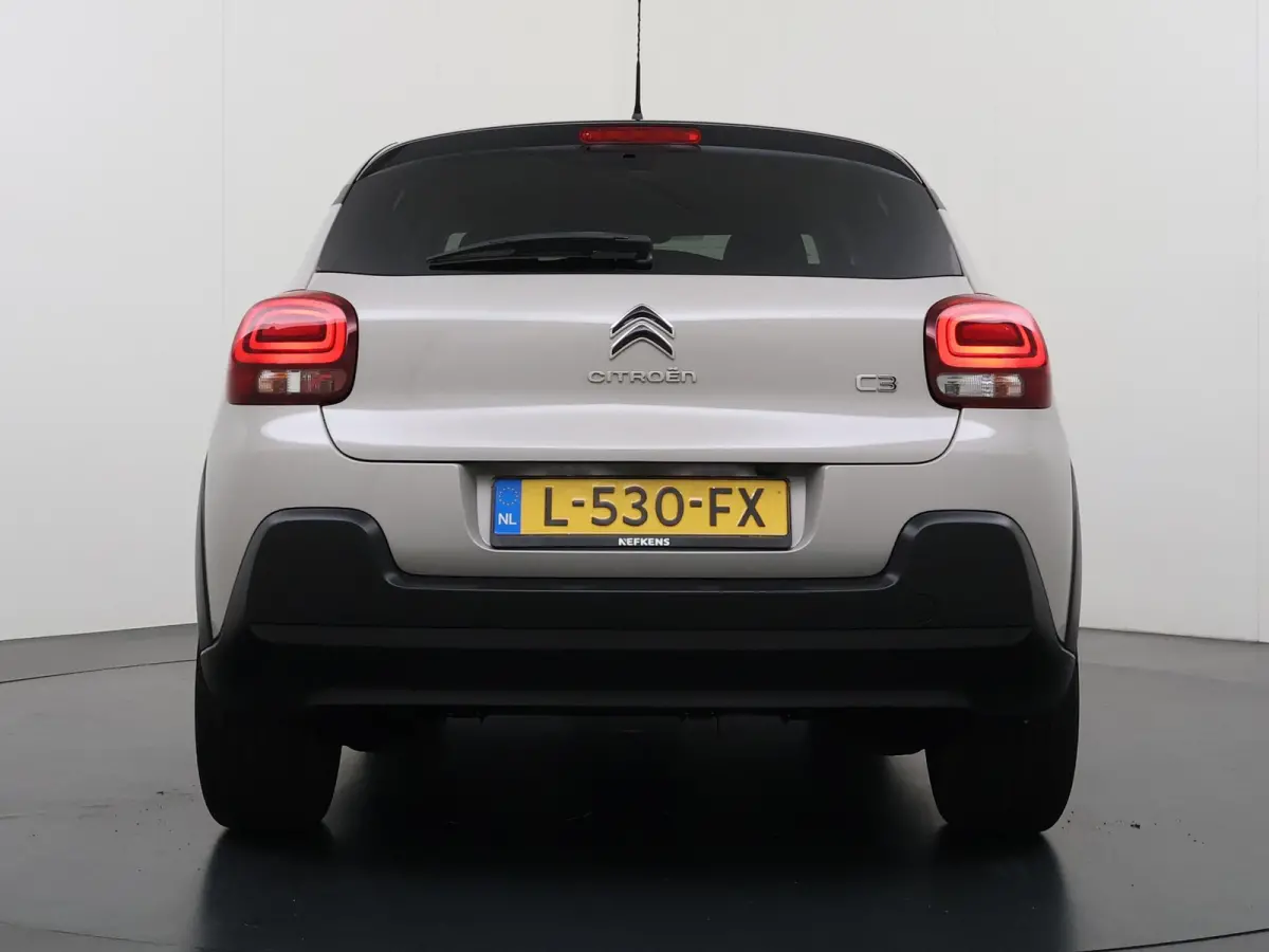 Shine 110pk Automaat | Navigatie | Achteruitrijcamera | Climate Control | Cruise Control | Parkeersensoren | Led koplampen | Comfortstoelen | DAB+ radio | Apple Carplay / Android Auto | Blue
