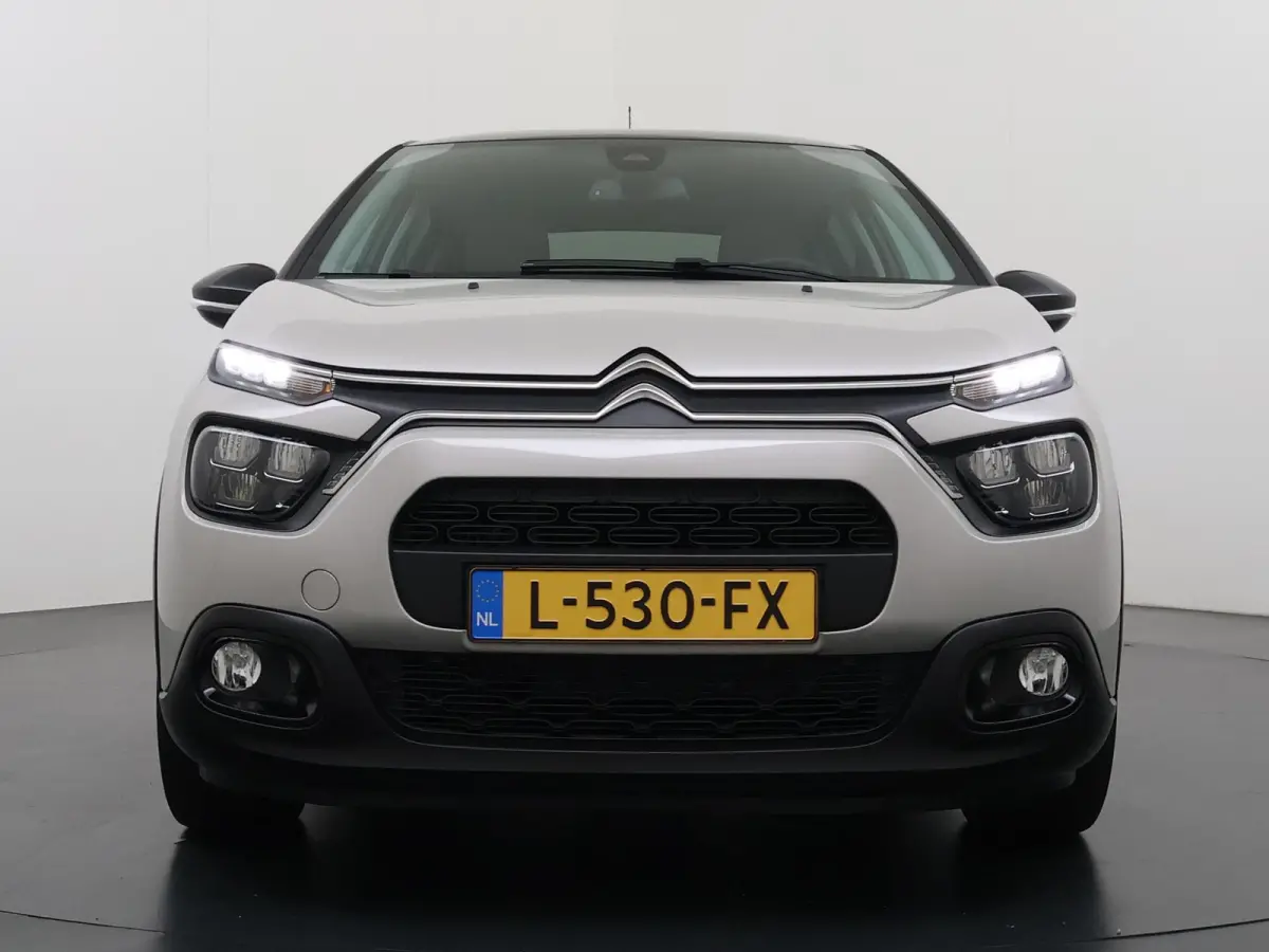 Shine 110pk Automaat | Navigatie | Achteruitrijcamera | Climate Control | Cruise Control | Parkeersensoren | Led koplampen | Comfortstoelen | DAB+ radio | Apple Carplay / Android Auto | Blue
