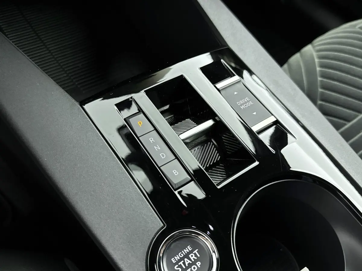 LX 51 kWh | Navigatie | Camera | Climate Control