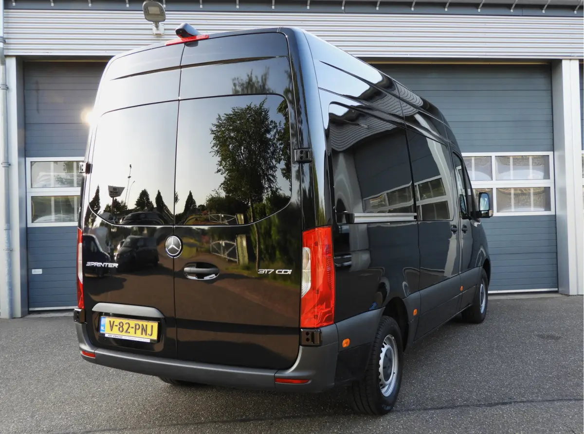 317 1.9 CDI L2H2 RWD AUT | LED | 10.25 MBUX | DISTRONIC | NAVI