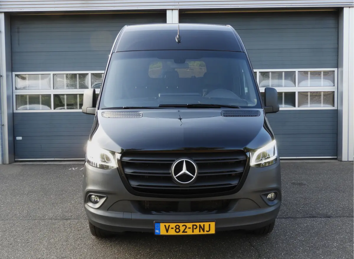 317 1.9 CDI L2H2 RWD AUT | LED | 10.25 MBUX | DISTRONIC | NAVI