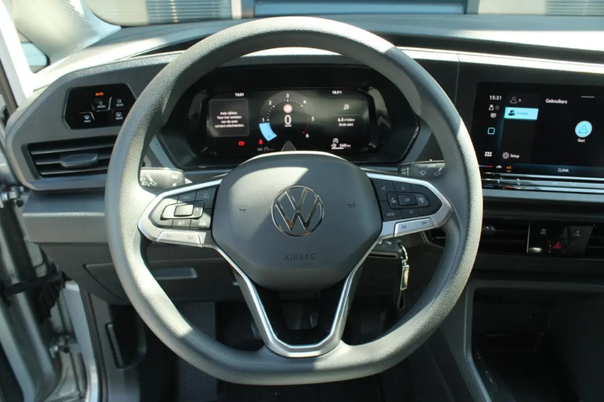 2.0 TDI 102pk Comfort | Cruise Control | Trekhaak | App Connect | LMV 16''