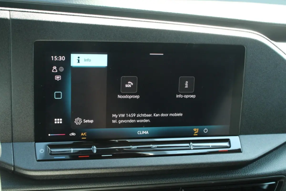 2.0 TDI 102pk Comfort | Cruise Control | Trekhaak | App Connect | LMV 16''