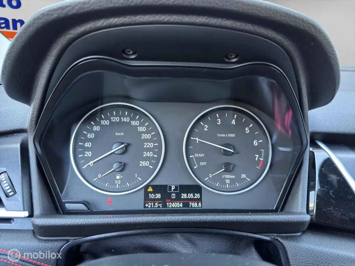 218i 7p. Executive