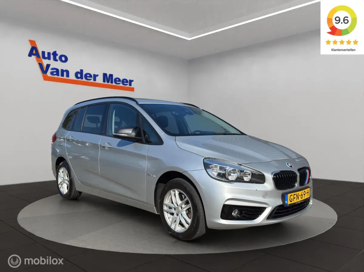 218i 7p. Executive