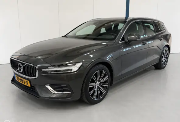 2.0 T8 AWD Inscription PANO / ADAPTIVE CRUISE / NL-AUTO