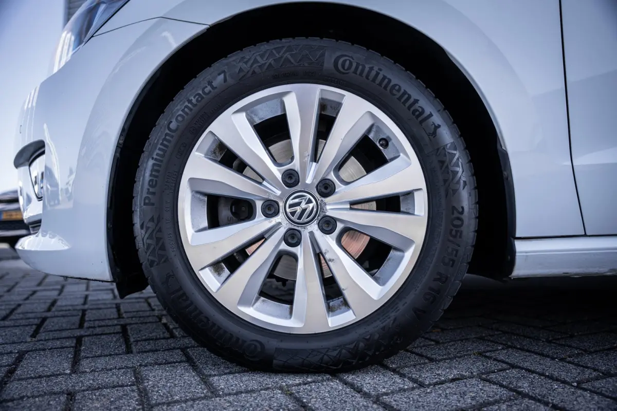 1.0 TSI Comfortline | Cruise control | Electronic climate controle | Lichtmetalen velgen 16"