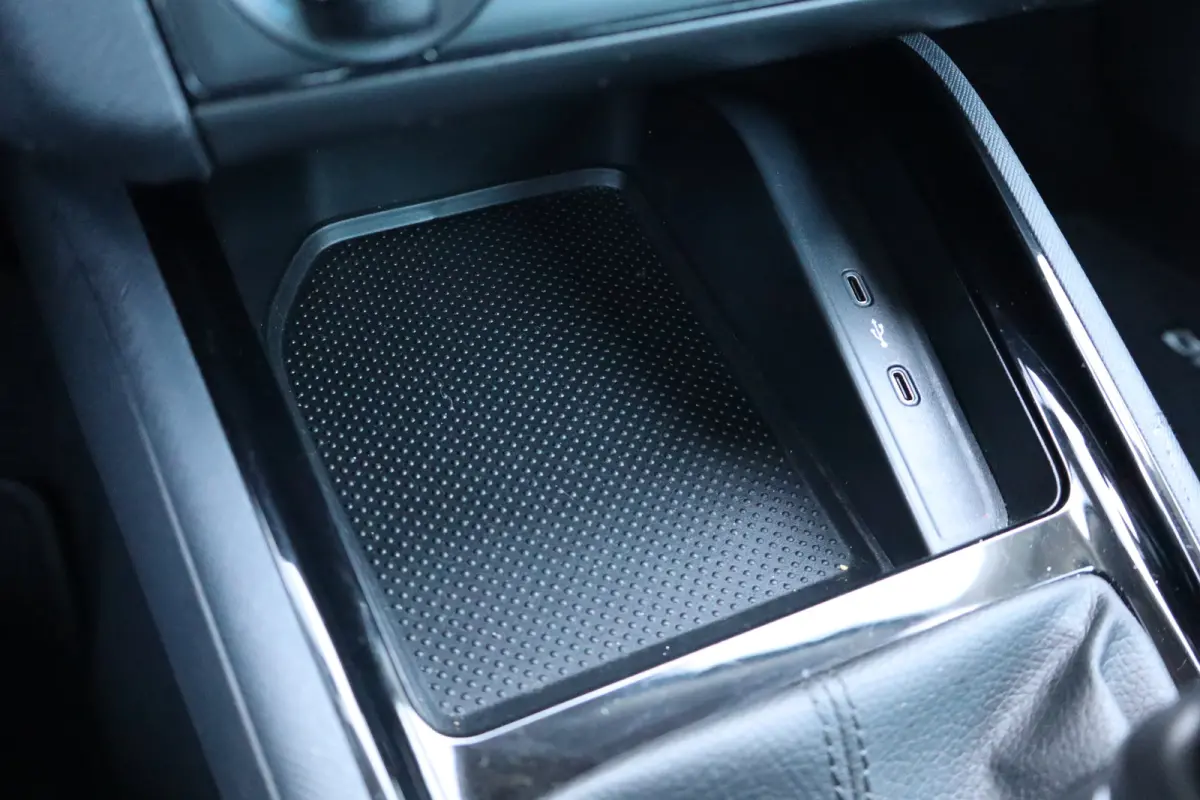 1.0 TSI Ambition 110PK Automaat | Airco | Cruise control | Elektrische ramen voor