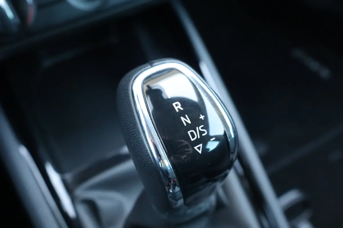 1.0 TSI Ambition 110PK Automaat | Airco | Cruise control | Elektrische ramen voor