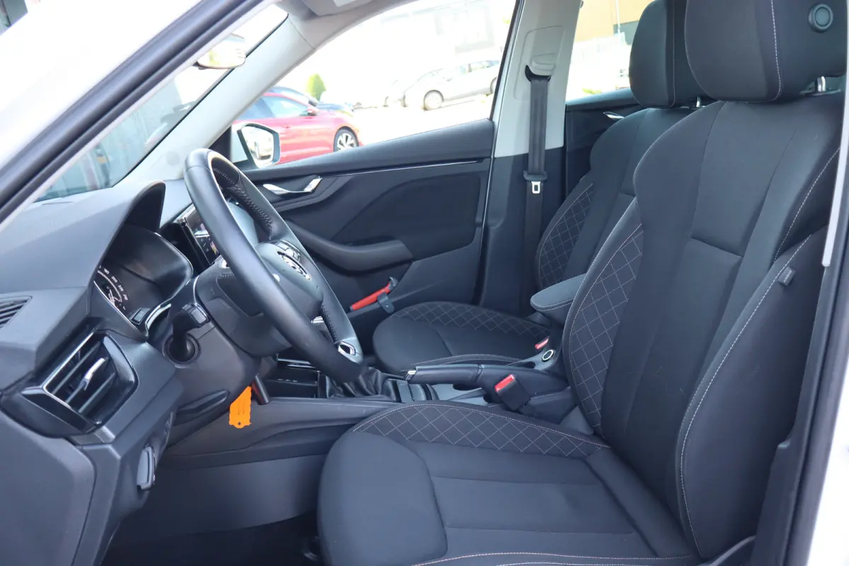 1.0 TSI Ambition 110PK Automaat | Airco | Cruise control | Elektrische ramen voor