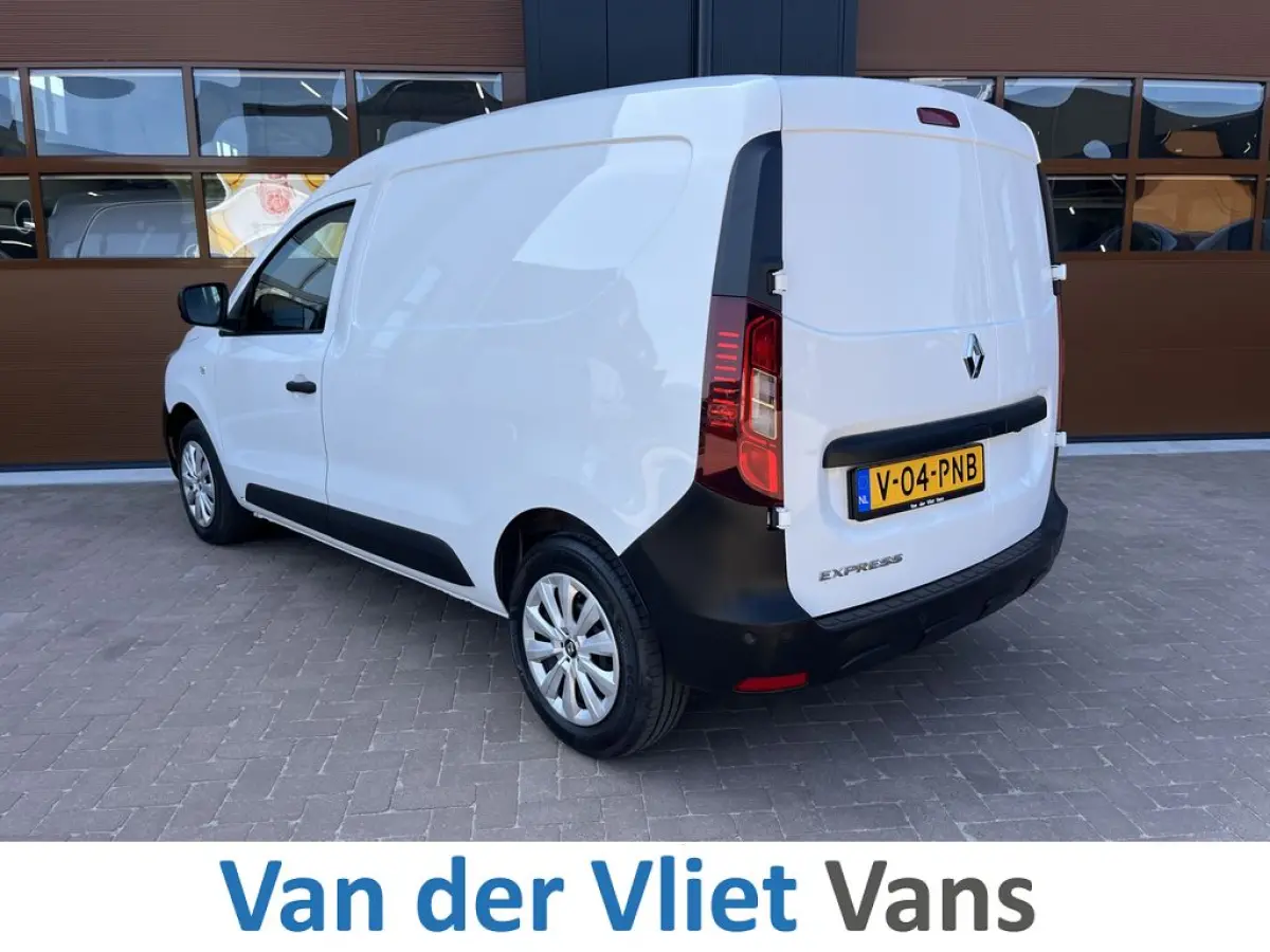 1.5 dCi E6 Comfort + BPM Vrij! Lease €240 p/m, Airco, Navi + camera, PDC V+A, Cruise controle, onderhoudshistorie aanwezig