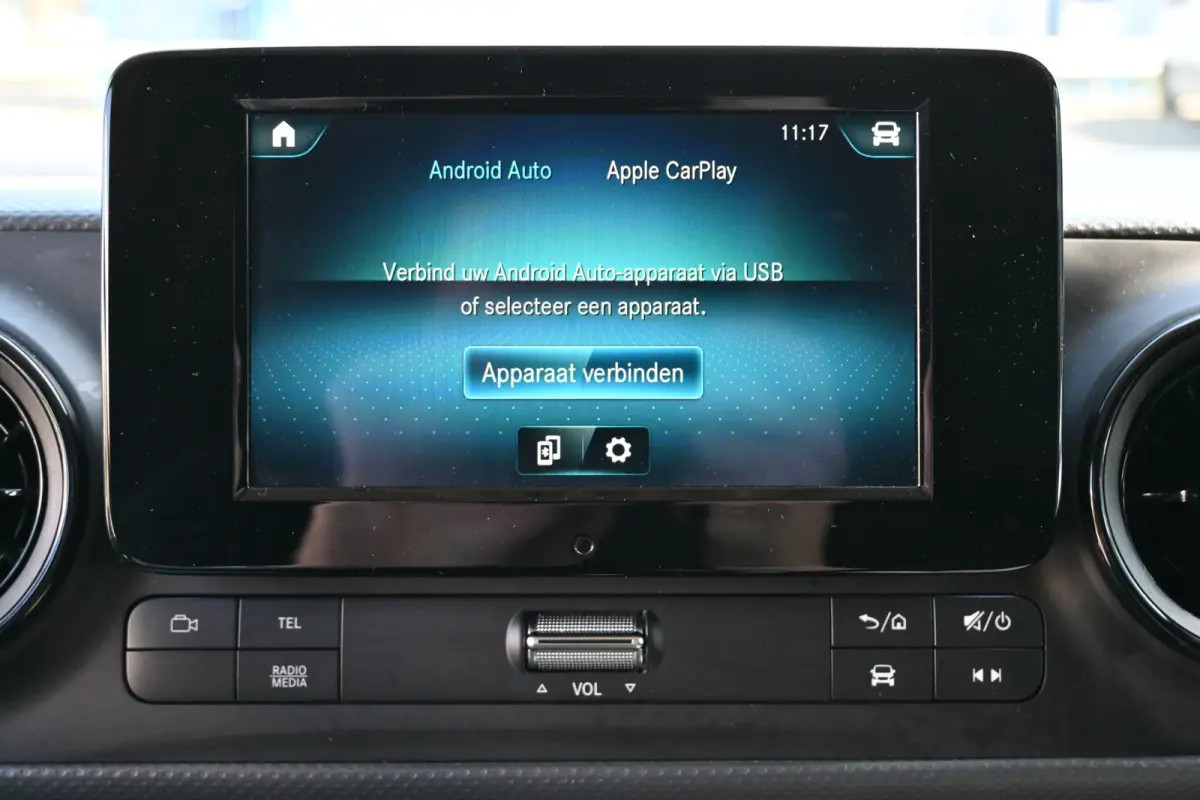 110 CDI L1 Pro MBUX met camera, Apple Carplay/Android Auto