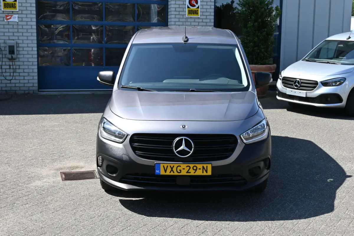 110 CDI L1 Pro MBUX met camera, Apple Carplay/Android Auto