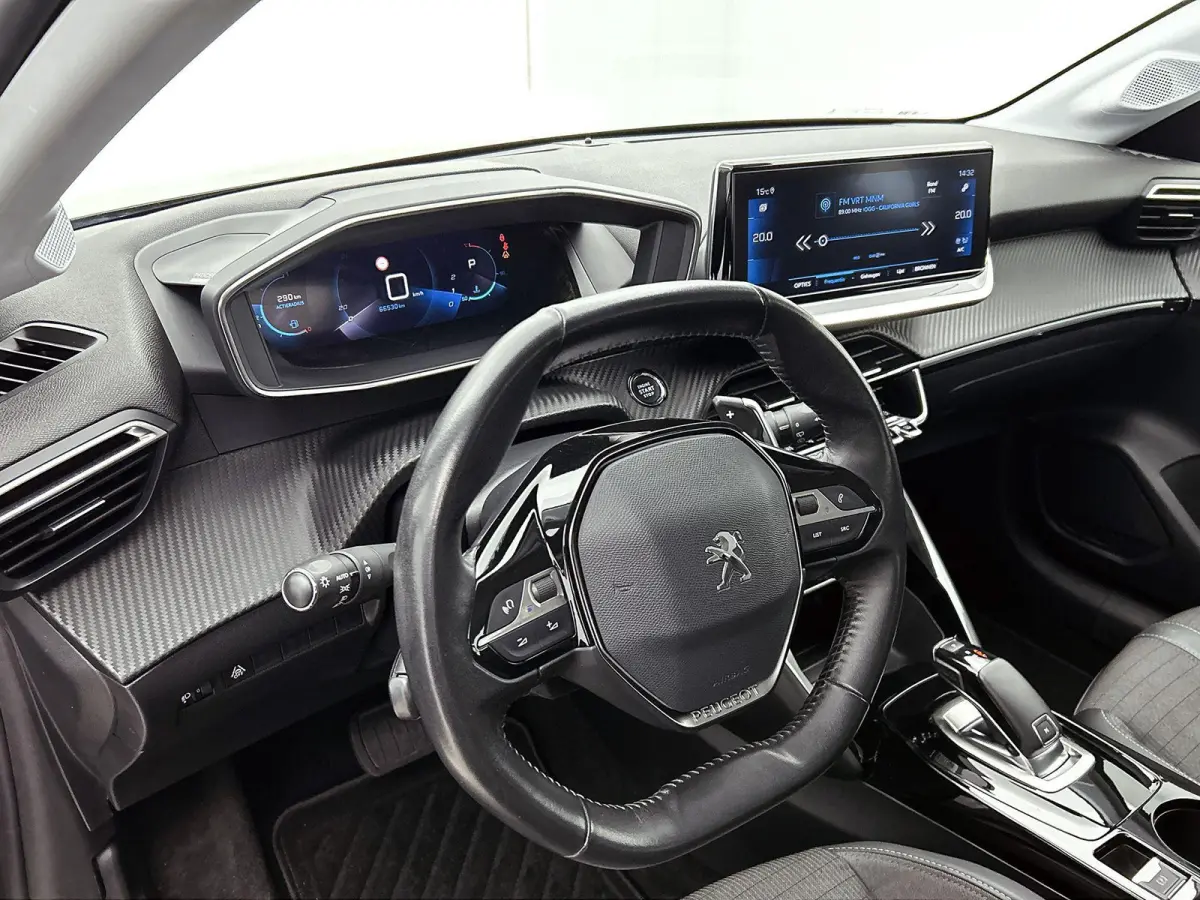 1.2 Allure 100pk Automaat | Trekhaak | Navigatie | Camera | 16"LMV | LED | Apple Carplay/Android Auto |