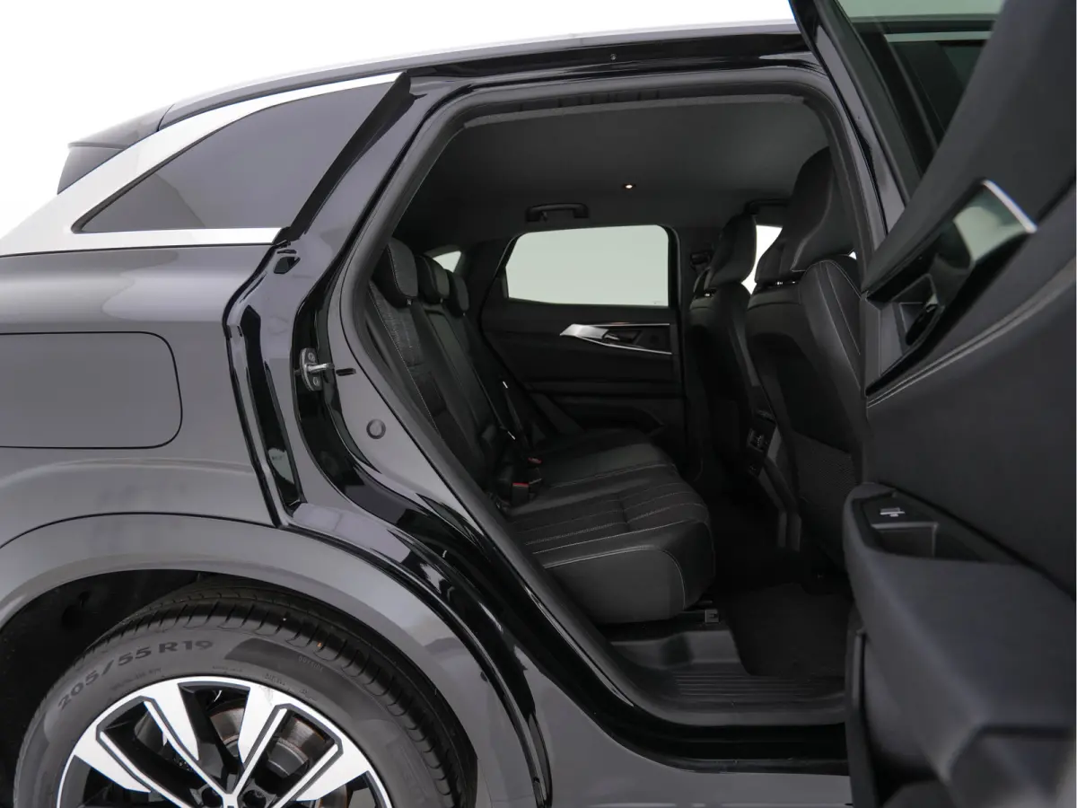 1.2 E-Tech full hybrid 200 techno (INCL-BTW) *LEATHER-FABRIC | FULL-LED | HEATED-COMFORTSEATS | DIGI-COCKPIT | BLINDSPOT | CAMERA | NAVI-FULLMAP | KEYLESS | PRIVACY-GLASS | SHIFTPADDLES | CA