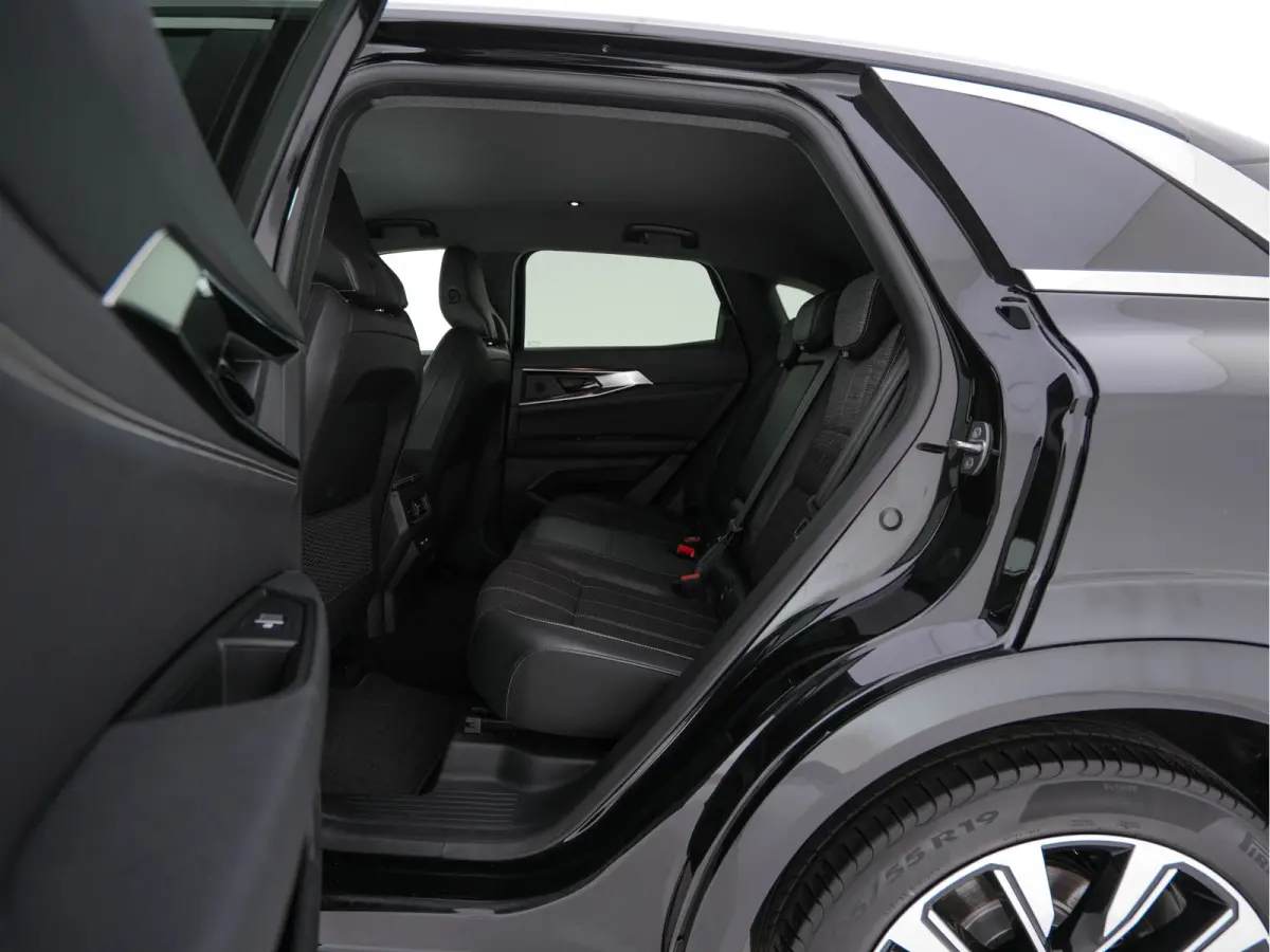 1.2 E-Tech full hybrid 200 techno (INCL-BTW) *LEATHER-FABRIC | FULL-LED | HEATED-COMFORTSEATS | DIGI-COCKPIT | BLINDSPOT | CAMERA | NAVI-FULLMAP | KEYLESS | PRIVACY-GLASS | SHIFTPADDLES | CA