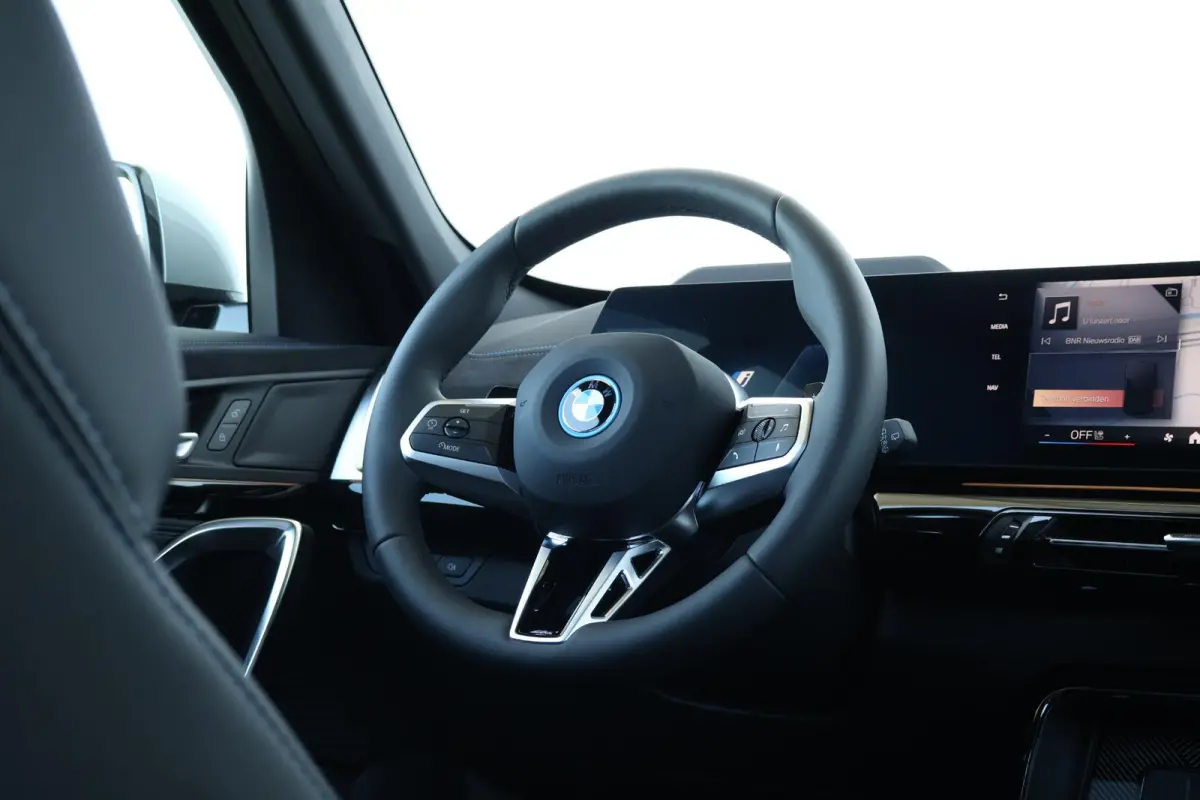 xDrive25e | SoH 100% | Sport Pakket Pro | Innovation Pack | Pano Dak | Trekhaak | Driving Assistant Plus | Parking Assistant Plus | Head-Up | M-Sportstoelen Voor | Stoel & Stuurwiel Verwarmi