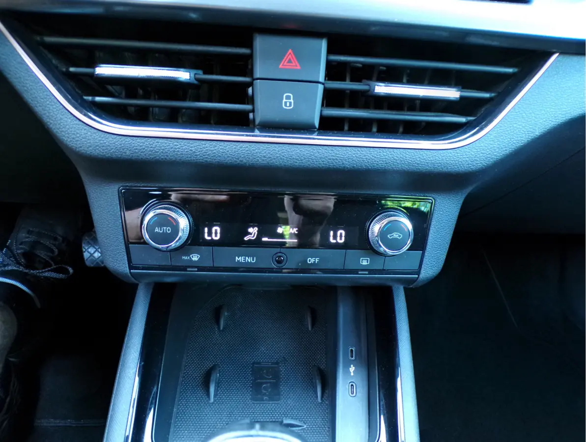 1.0 TSI Style VAN 1E EIGENAAR
