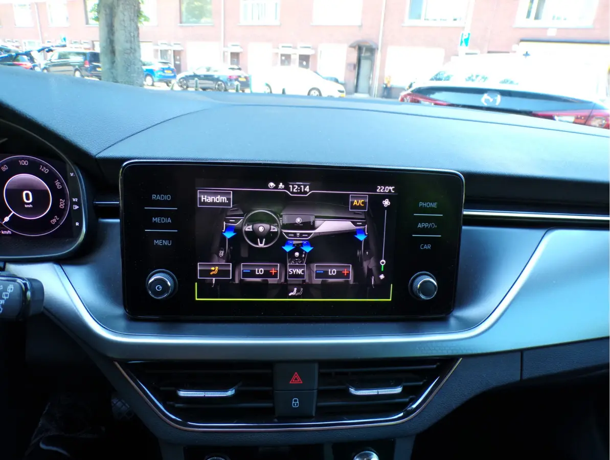 1.0 TSI Style VAN 1E EIGENAAR