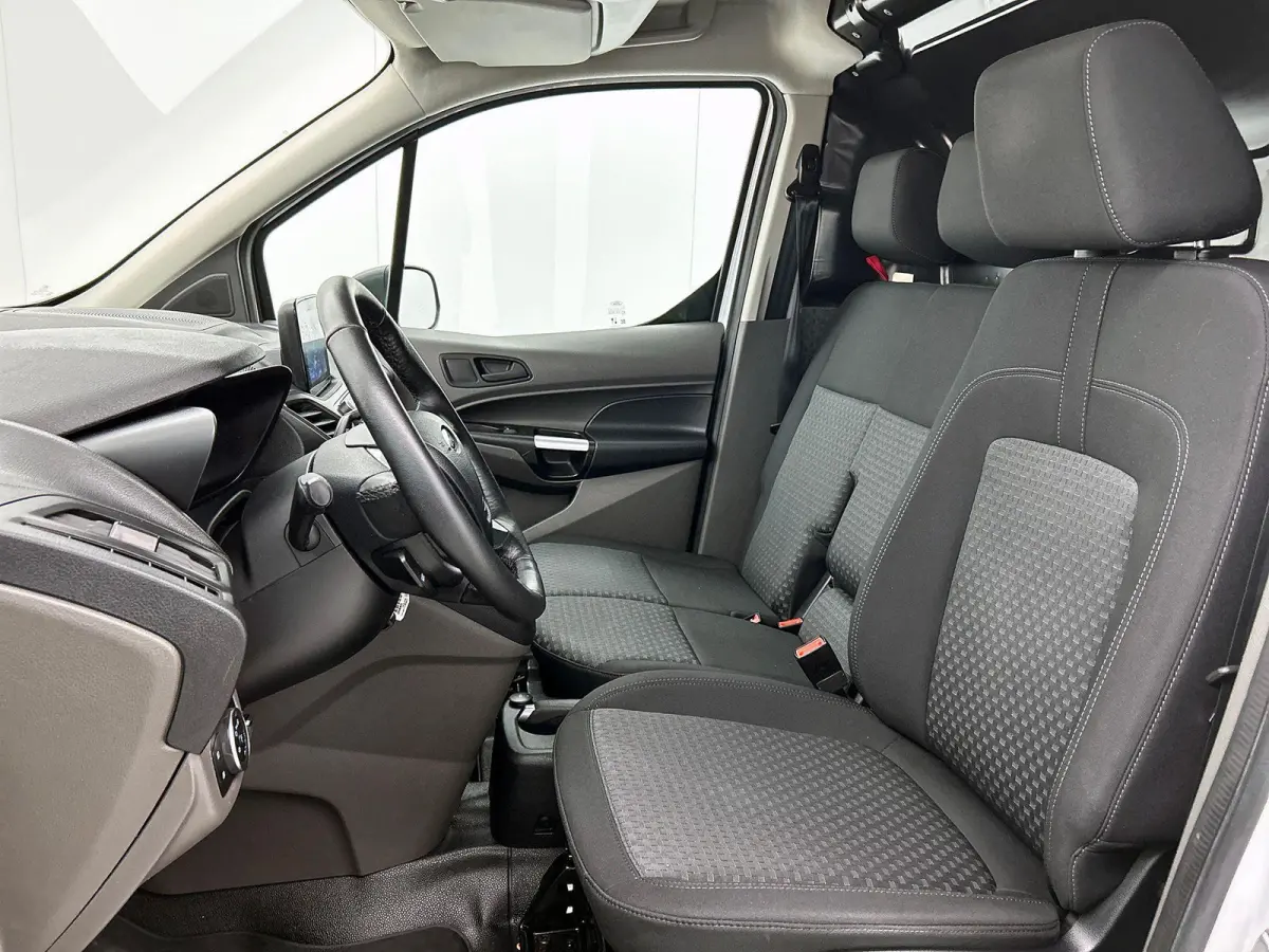 1.5 EcoBlue Automaat L2 Trend Navigatie Airco Parkeersensoren Cruise Control 3Zits Camera DAB+ radio