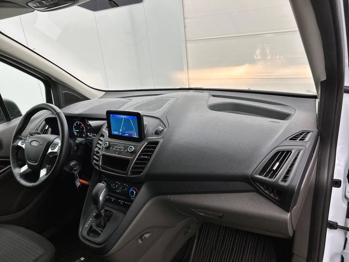 1.5 EcoBlue Automaat L2 Trend Navigatie Airco Parkeersensoren Cruise Control 3Zits Camera DAB+ radio