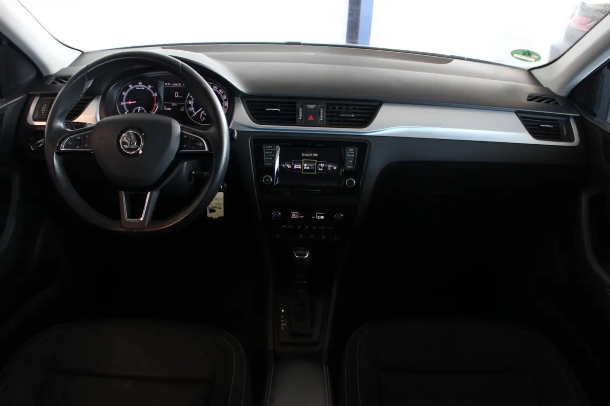 1.0 TSI Greentech Drive Trekhaak | Cruise | Navi | Bluetooth | Clima | Stoelverw. | Privacy glass | 16" LMV | PDC