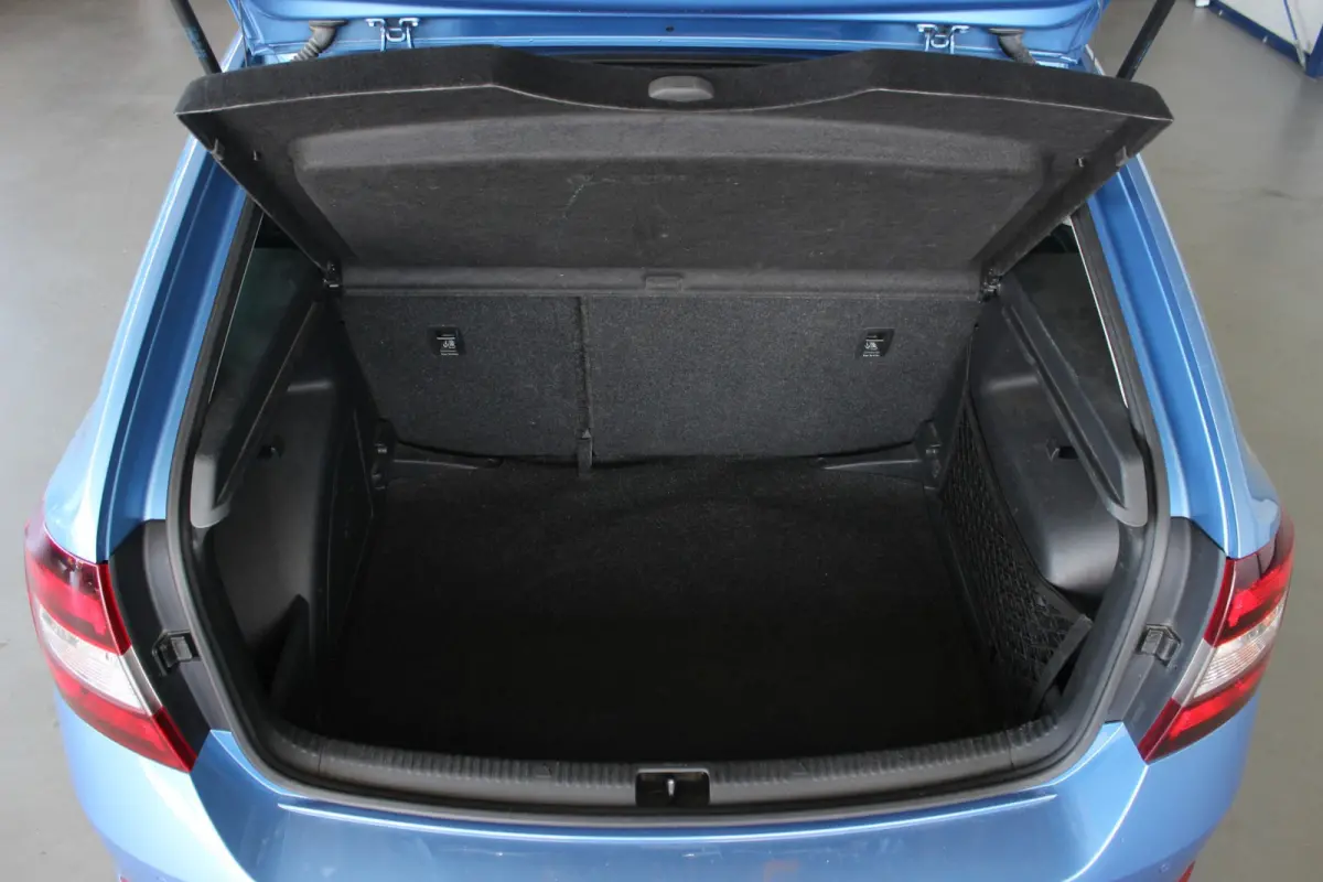 1.0 TSI Greentech Drive Trekhaak | Cruise | Navi | Bluetooth | Clima | Stoelverw. | Privacy glass | 16" LMV | PDC