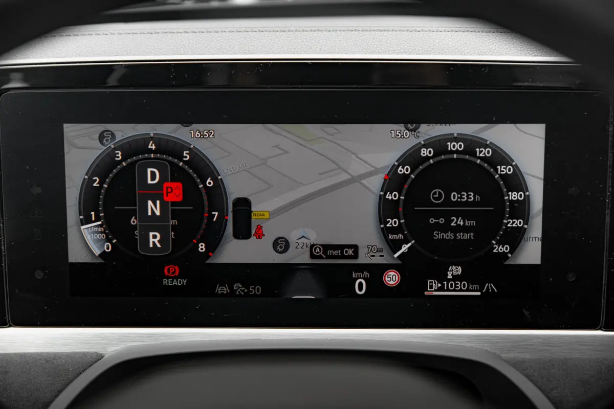 1.5 eTSI 150pk R-Line Edition | 'App-Connect' draadloze smartphone integratie | Afstandscontrolesysteem (Front Assist) | Automatische afstandsregeling (Adaptive Cruise Control)
