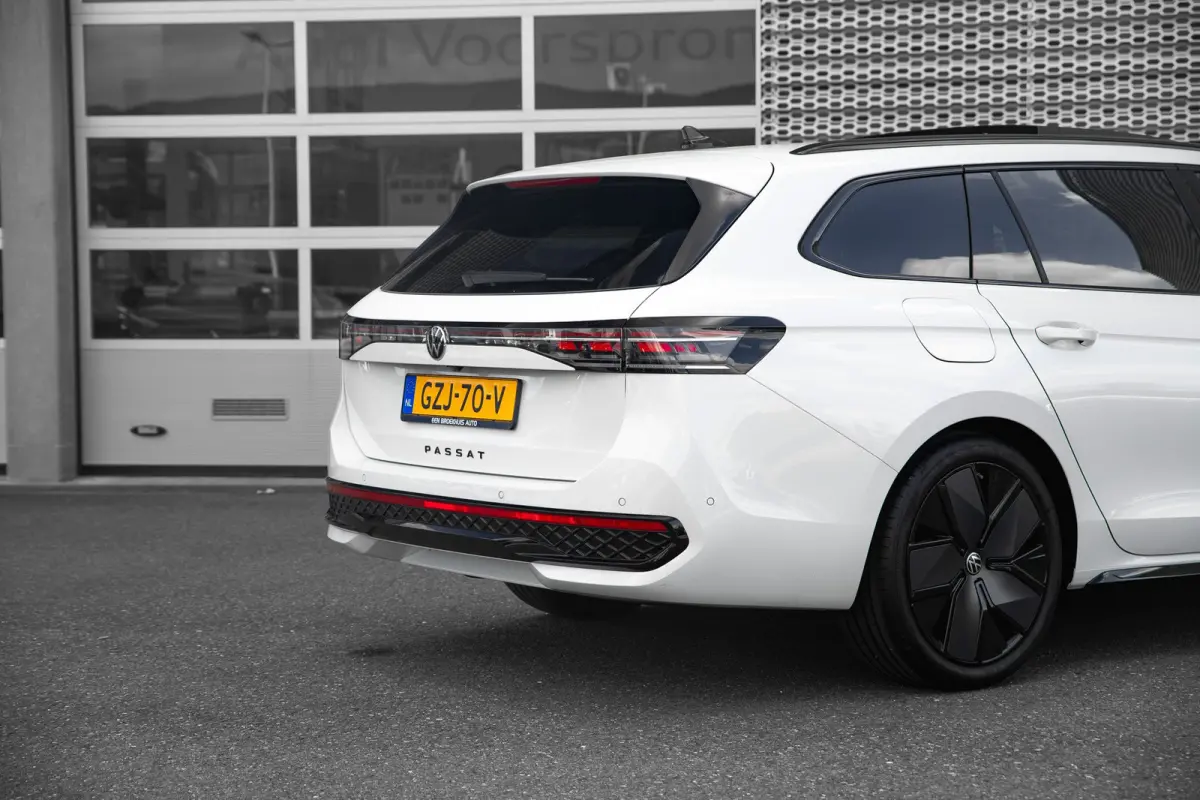 1.5 eTSI 150pk R-Line Edition | Audio installatie premium | Cruise control adaptief | Dodehoek detectie