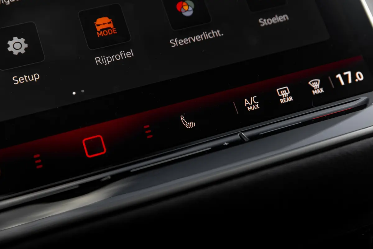 1.5 eTSI 150pk R-Line Edition | Audio installatie premium | Cruise control adaptief | Dodehoek detectie