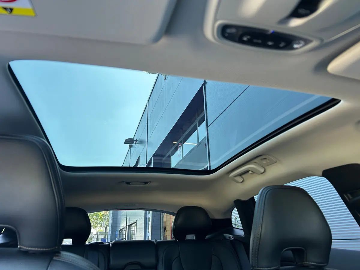1.5 T3 Polar+ Luxury | Panoramadak | Harman/Kardon | Camera | Keyless |
