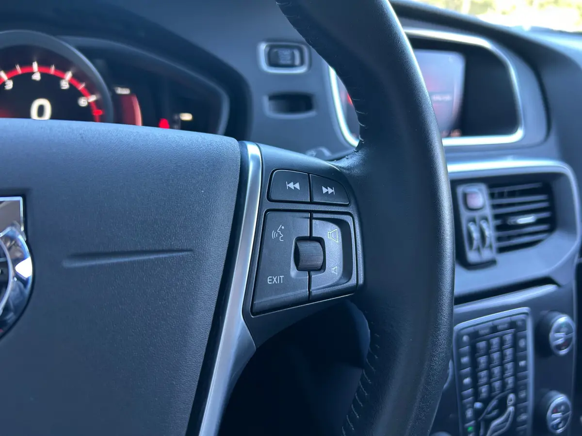 1.5 T3 Polar+ Luxury | Panoramadak | Harman/Kardon | Camera | Keyless |