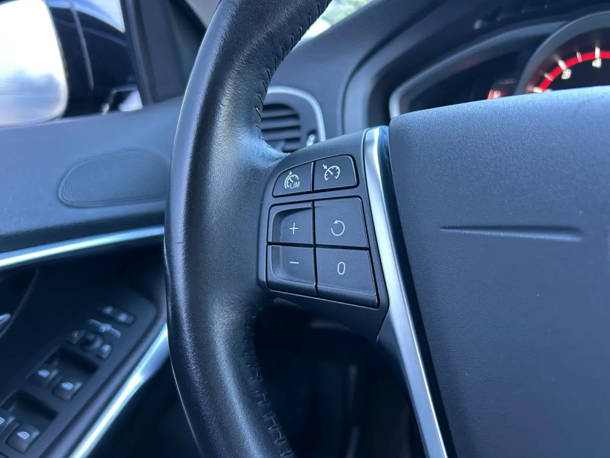 1.5 T3 Polar+ Luxury | Panoramadak | Harman/Kardon | Camera | Keyless |