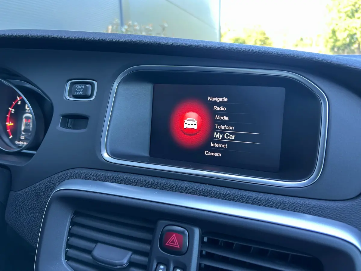 1.5 T3 Polar+ Luxury | Panoramadak | Harman/Kardon | Camera | Keyless |