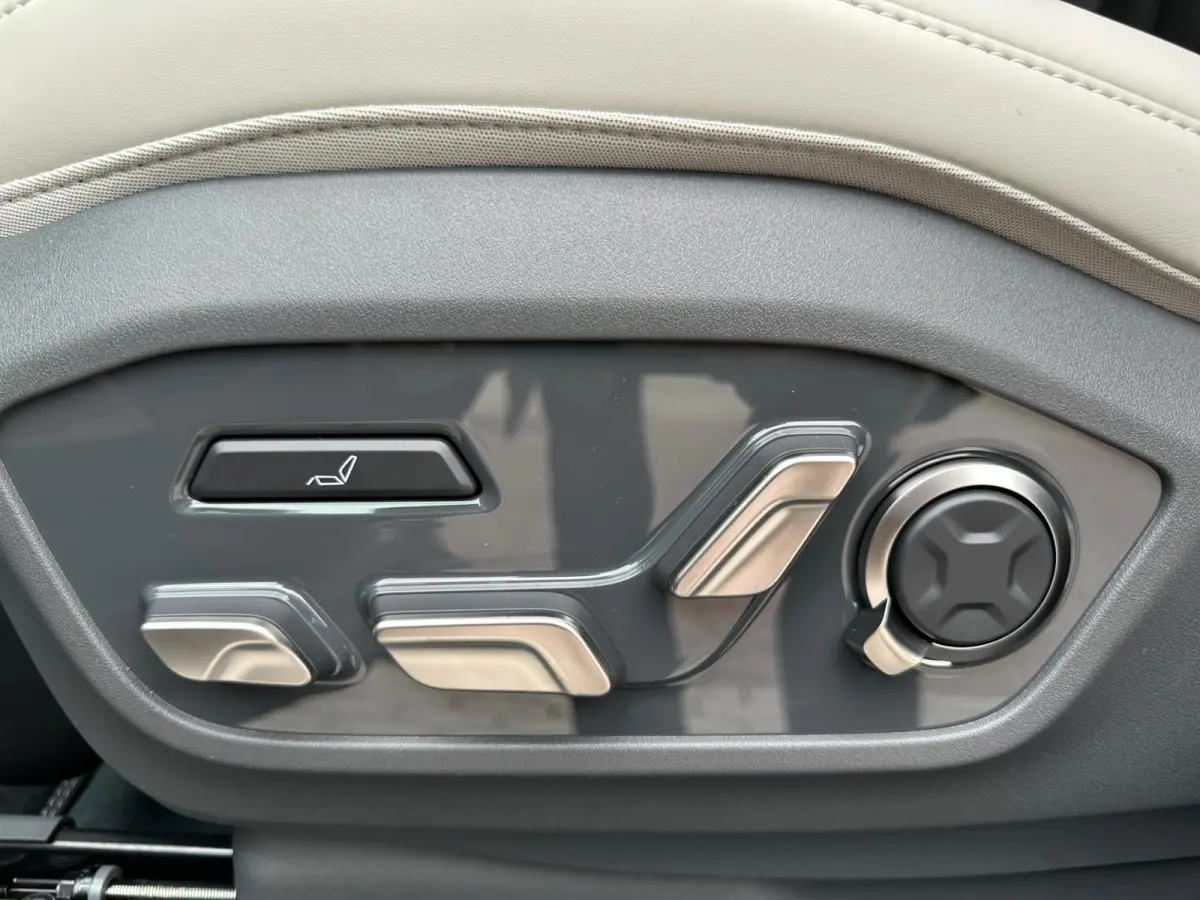 GT-Line AWD 99.8 kWh Nu te bestellen | nu met €3.000,- inruilpremie! | 2,99% rente | GT-Line Vegan lederen stoelbekleding