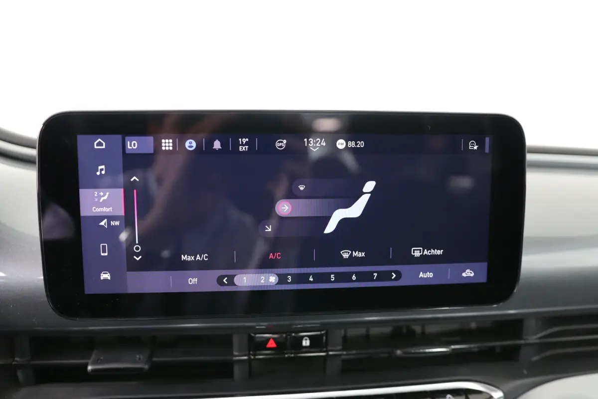 Icon 42 kWh | Navigatie | Parkeersensoren | Cruise Control | Lichtmetalen velgen | Keyless | Apple Carplay & Android Auto