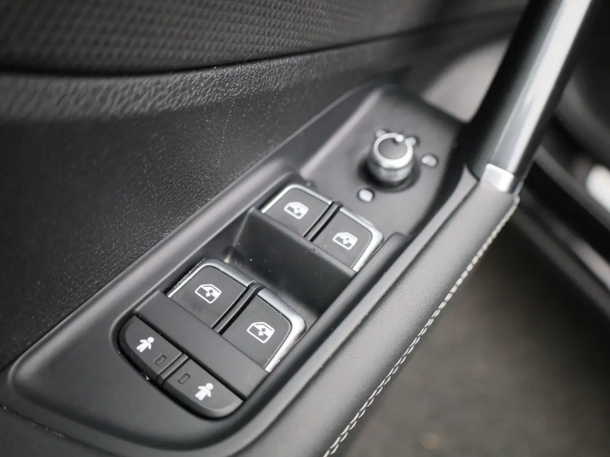 35 TFSI S Edition 150 PK | Automaat | S-line | Camera | Cruise Control | Navigatie | LED Matrix | Parkeersensoren | Sfeerverlichting | Lichtmetalen velgen |