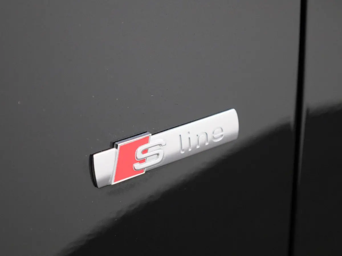 35 TFSI S Edition 150 PK | Automaat | S-line | Camera | Cruise Control | Navigatie | LED Matrix | Parkeersensoren | Sfeerverlichting | Lichtmetalen velgen |