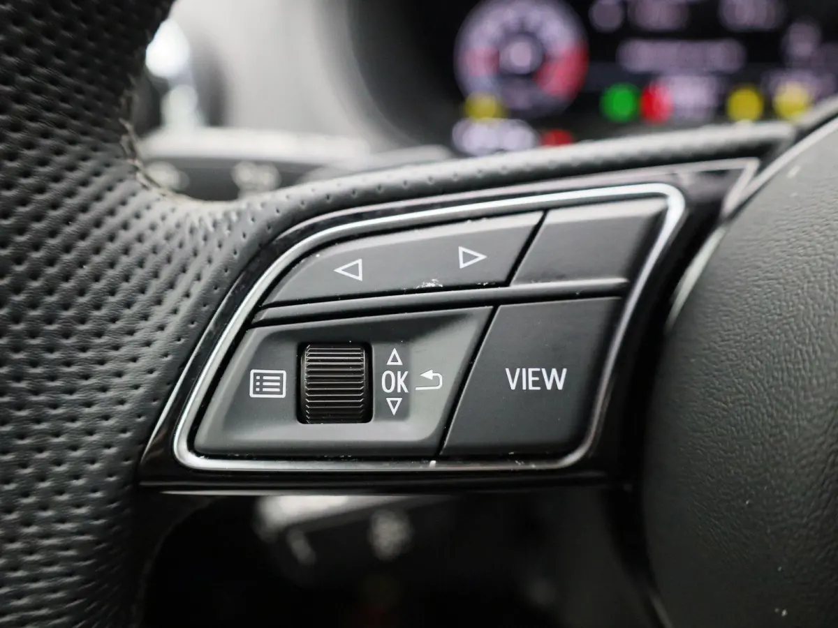 35 TFSI S Edition 150 PK | Automaat | S-line | Camera | Cruise Control | Navigatie | LED Matrix | Parkeersensoren | Sfeerverlichting | Lichtmetalen velgen |